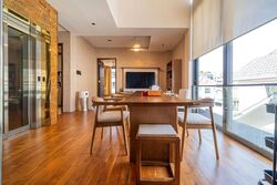 Green Lane (D15), Terrace #637940711